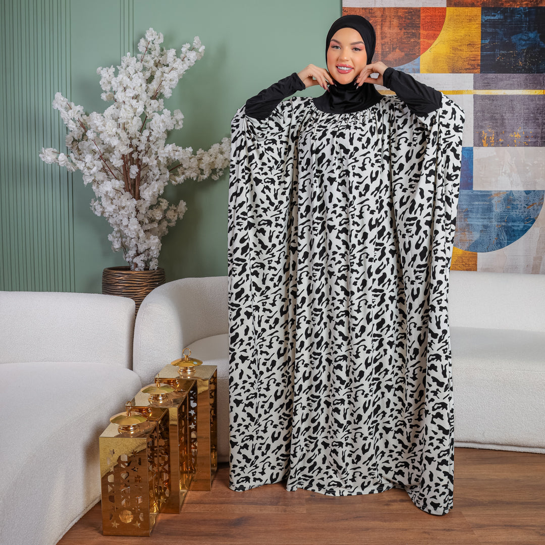Practical Kuwaiti Crepe prayer dress with headscarf