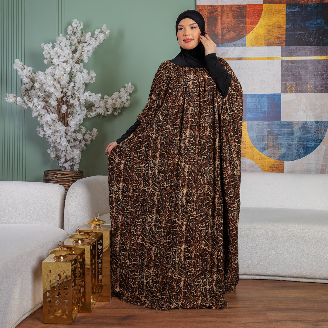 Practical Kuwaiti Crepe prayer dress with headscarf